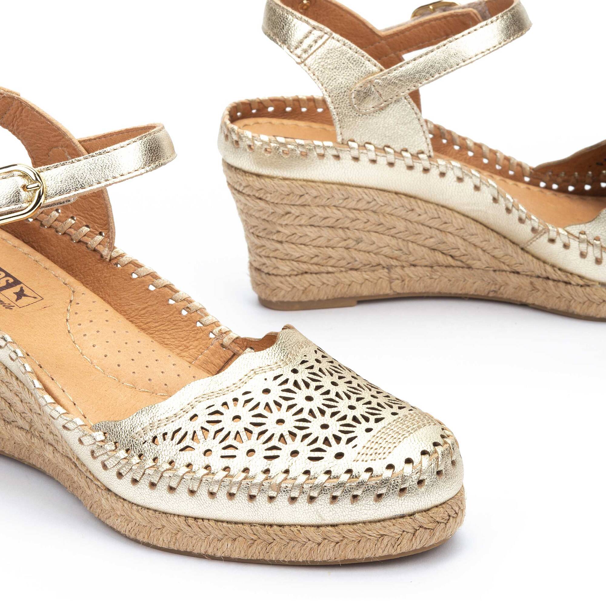 Cu&ntilde;as y Plataformas | VILA W9Y-1508CL, CARRARA, large image number 60-W9Y-1508CL_799_Pikolinos_VILA_CARRARA_full.jpg | null