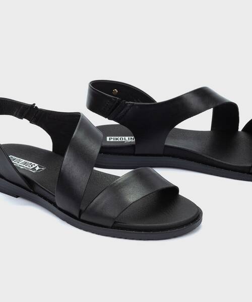 Sandalias planas | FORMENTERA W8Q-0944 | BLACK | Pikolinos