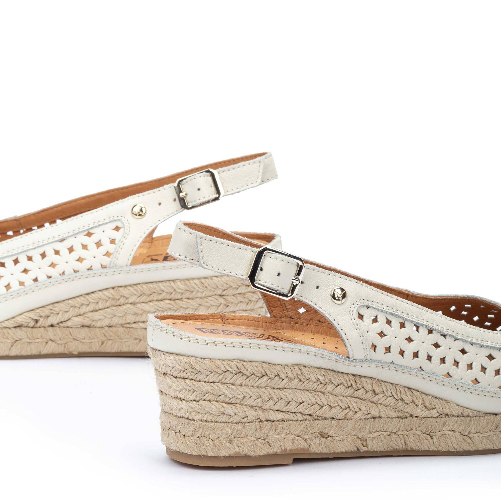 Cu&ntilde;as | BENIDORM W4A-1828, NATA, large image number 60-W4A-1828_909_Pikolinos_BENIDORM_NATA_full.jpg | null