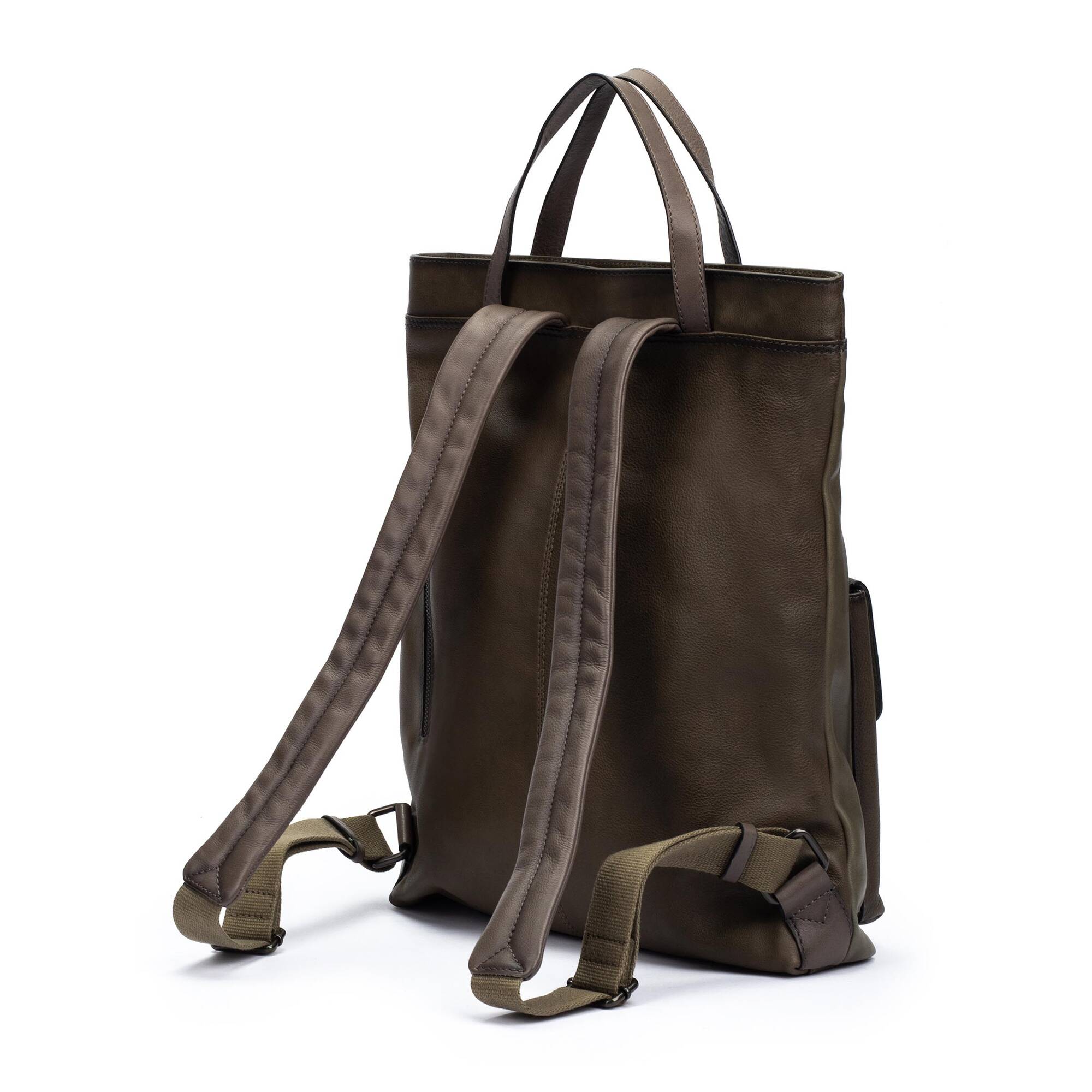 null | PARLA MHA-793C2, PICKLE, large image number 30-MHA-793C2_430_Pikolinos_PARLA_PICKLE_full.jpg | null