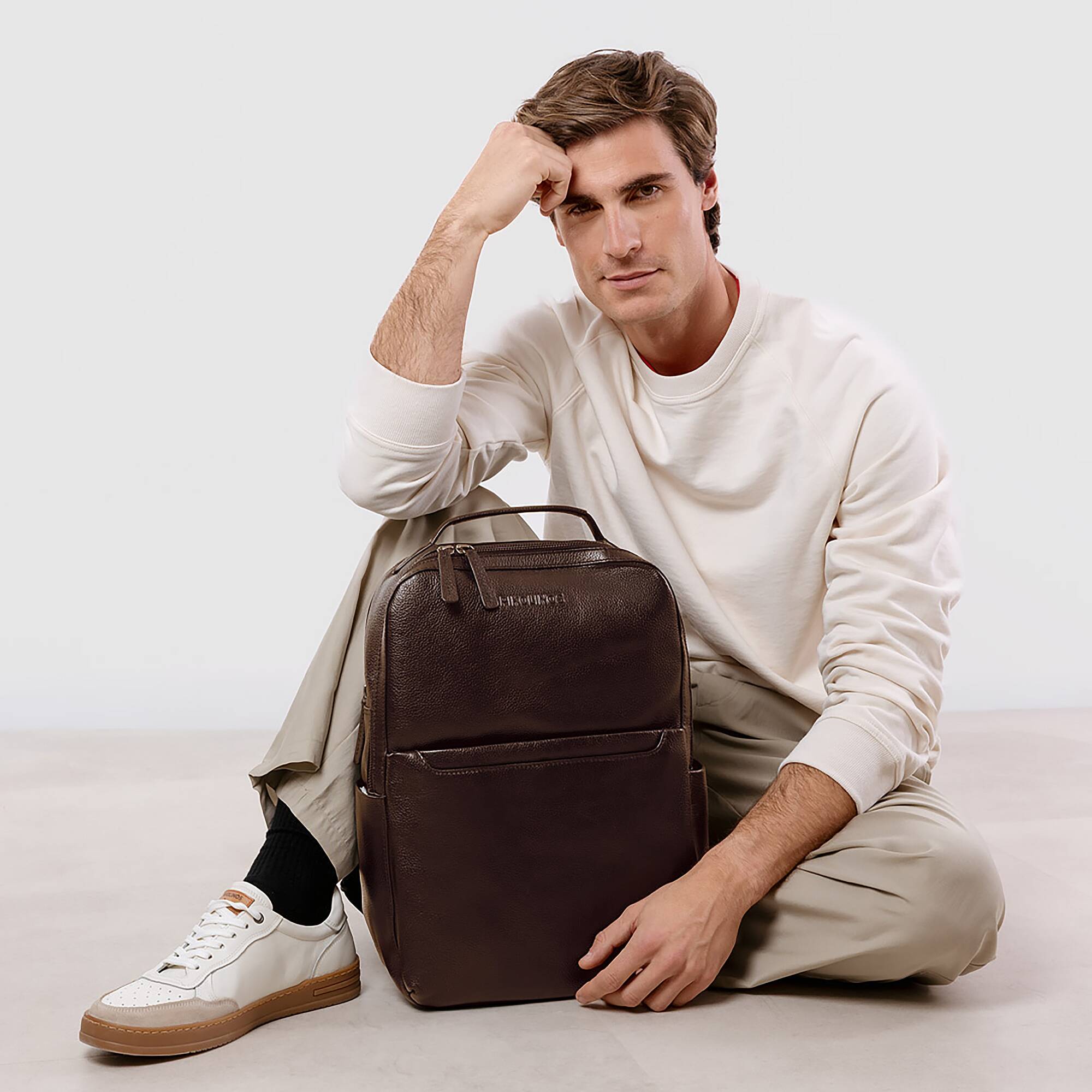 null | TAMBO MHA-796, OLMO, large image number 90-MHA-796_113_Pikolinos_TAMBO_OLMO_full.jpg | null