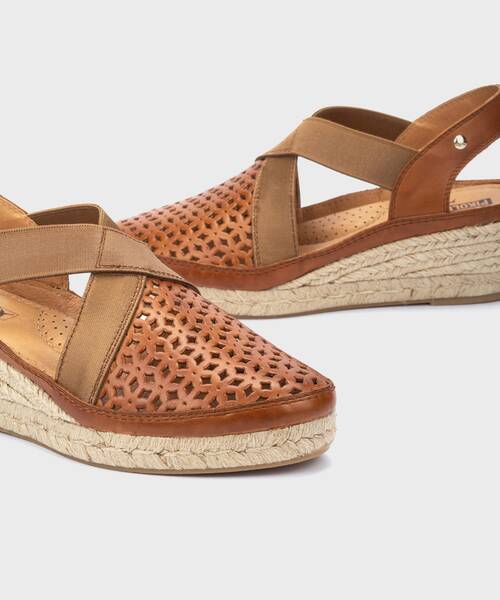 Cu&ntilde;as | BENIDORM W4A-1546 | BRANDY | Pikolinos