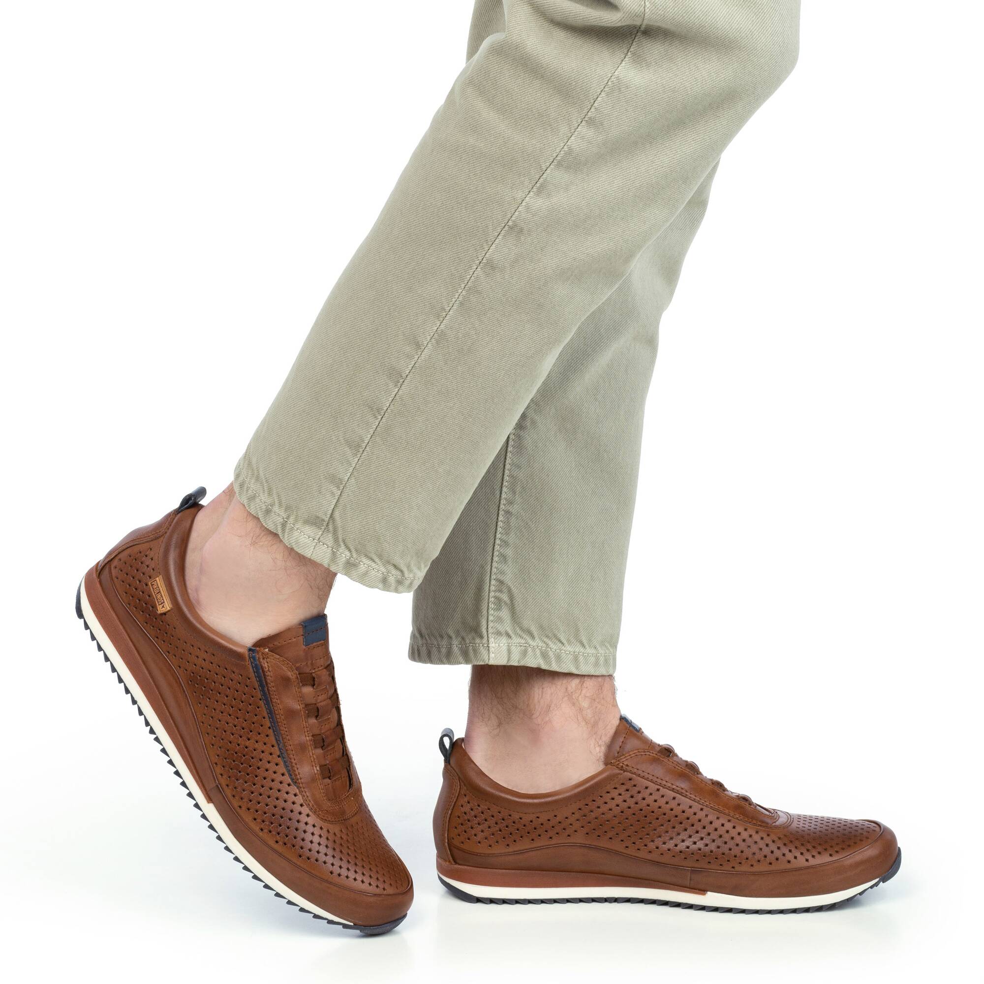 Deportivos y Tenis | LIVERPOOL M2A-6252, CUERO, large image number 90-M2A-6252_202_Pikolinos_LIVERPOOL_CUERO_full.jpg | null