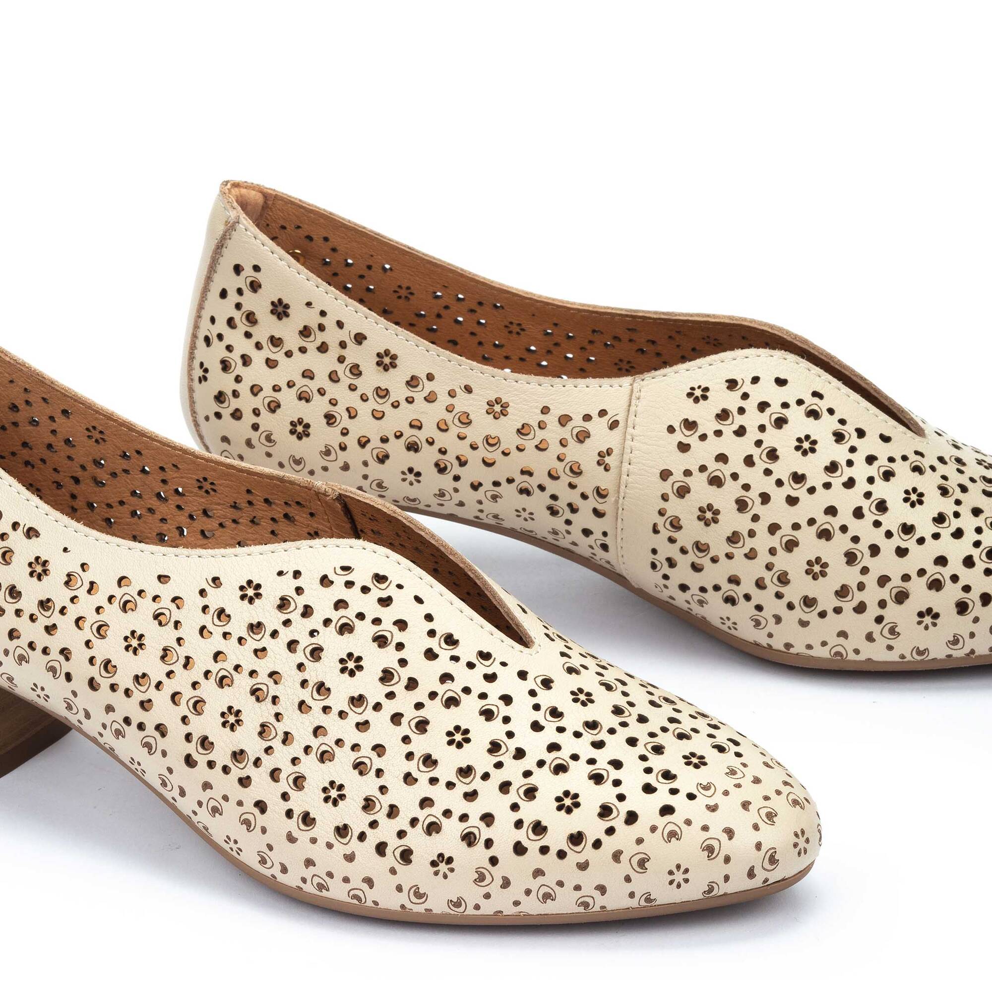 Tacones | MIRAVET W3R-5605, MARFIL, large image number 60-W3R-5605_807_Pikolinos_MIRAVET_MARFIL_full.jpg | null