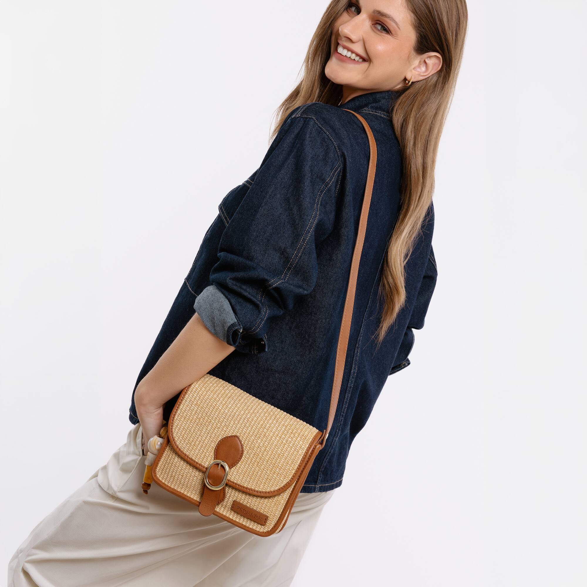 null | ALTAFULLA WHA-1139C1, BRANDY, large image number 90-WHA-1139C1_250_Pikolinos_ALTAFULLA_BRANDY_full.jpg | null