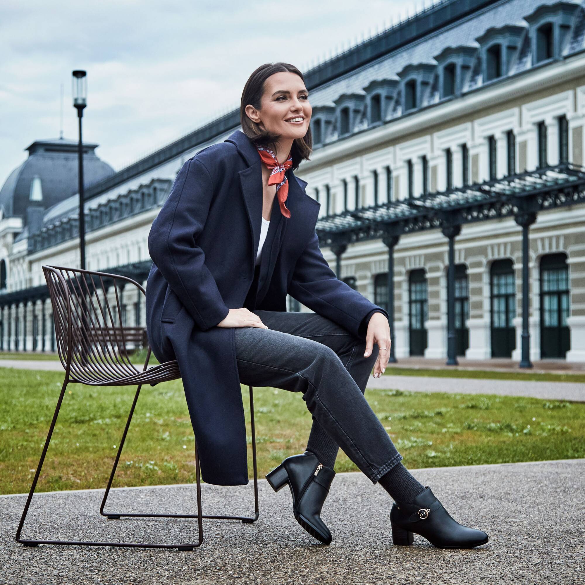 Botines con Tac&oacute;n | CALAFAT W1Z-8602C1, BLACK, large image number 91-W1Z-8602C1_000_Pikolinos_CALAFAT_BLACK_full.jpg | null