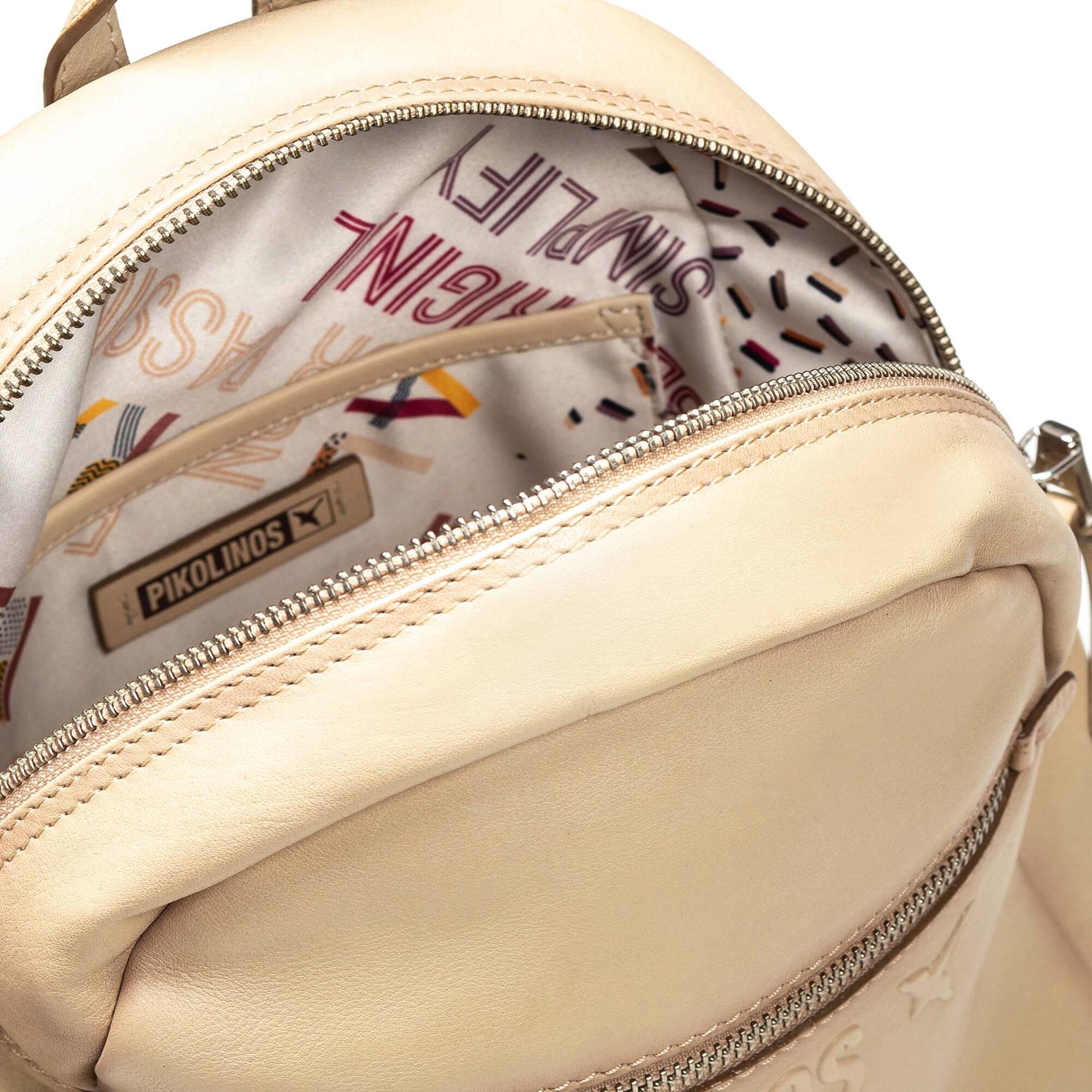 null | DURANGO WHA-777C1, MARFIL, large image number 100-WHA-777C1_807_Pikolinos_DURANGO_MARFIL_full.jpg | null