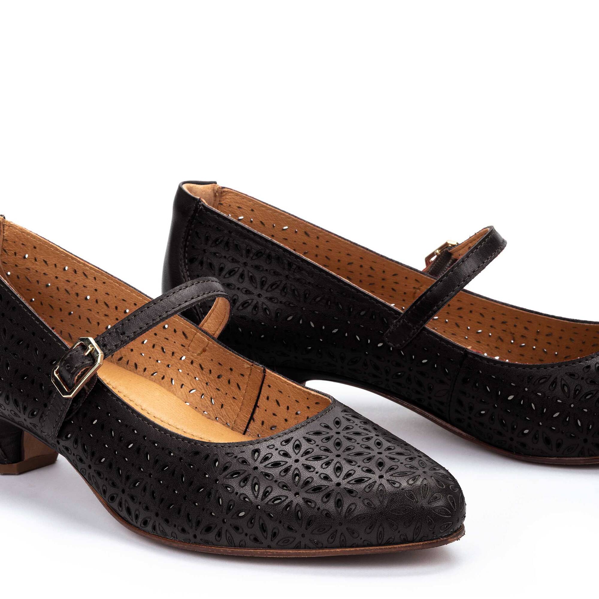 Tacones | ELBA W6N-5700, BLACK, large image number 60-W6N-5700_000_Pikolinos_ELBA_BLACK_full.jpg | null