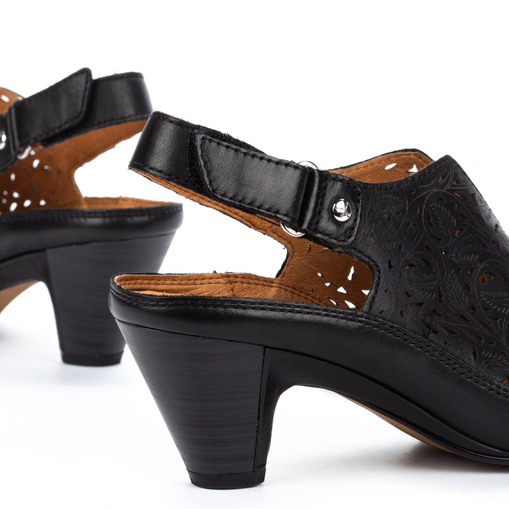 Zapatos tac&oacute;n | JAVA W5A-1805, BLACK, large image number 60-W5A-1805_000_Pikolinos_JAVA_BLACK_full.jpg | null