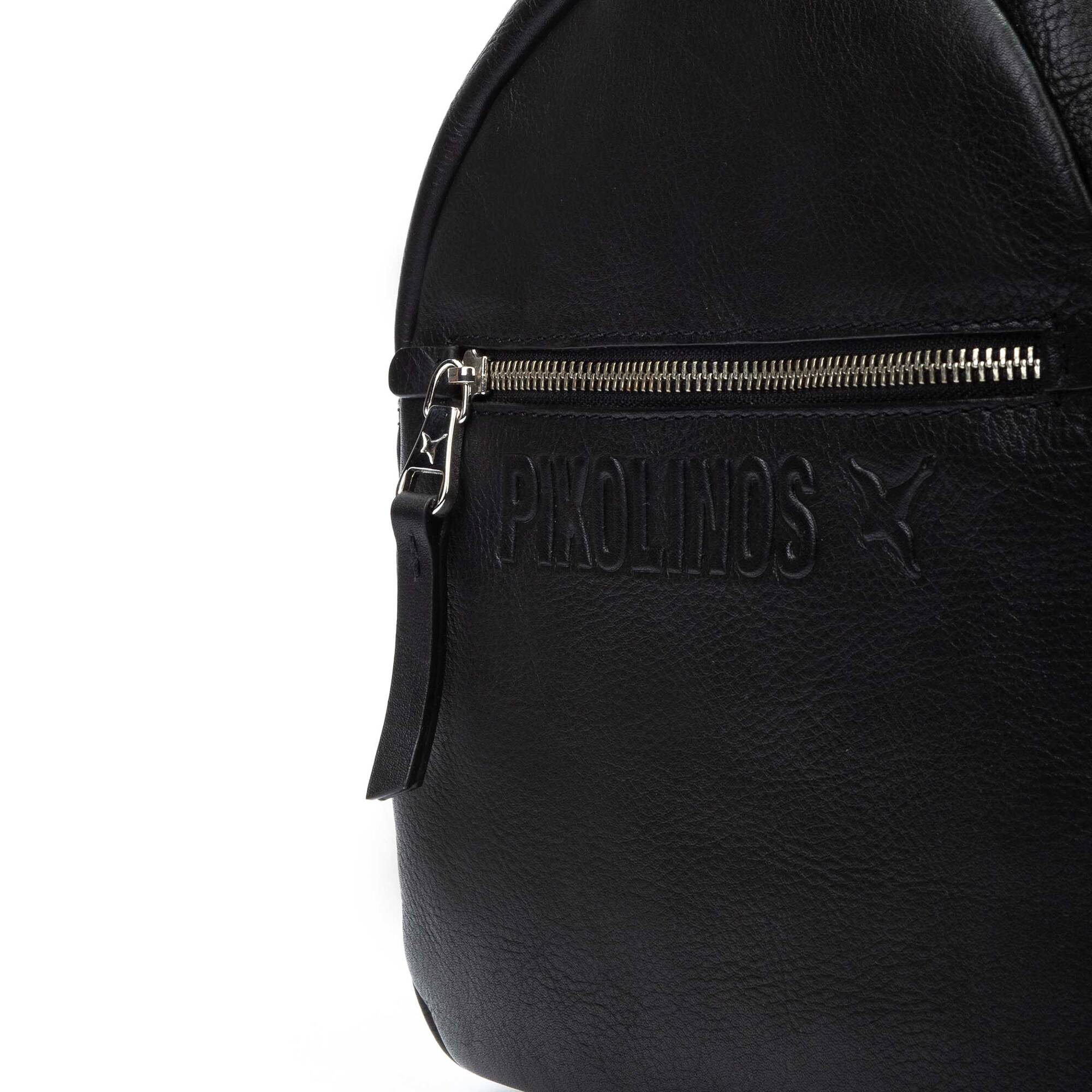 null | DURANGO WHA-777C1, BLACK, large image number 60-WHA-777C1_000_Pikolinos_DURANGO_BLACK_full.jpg | null