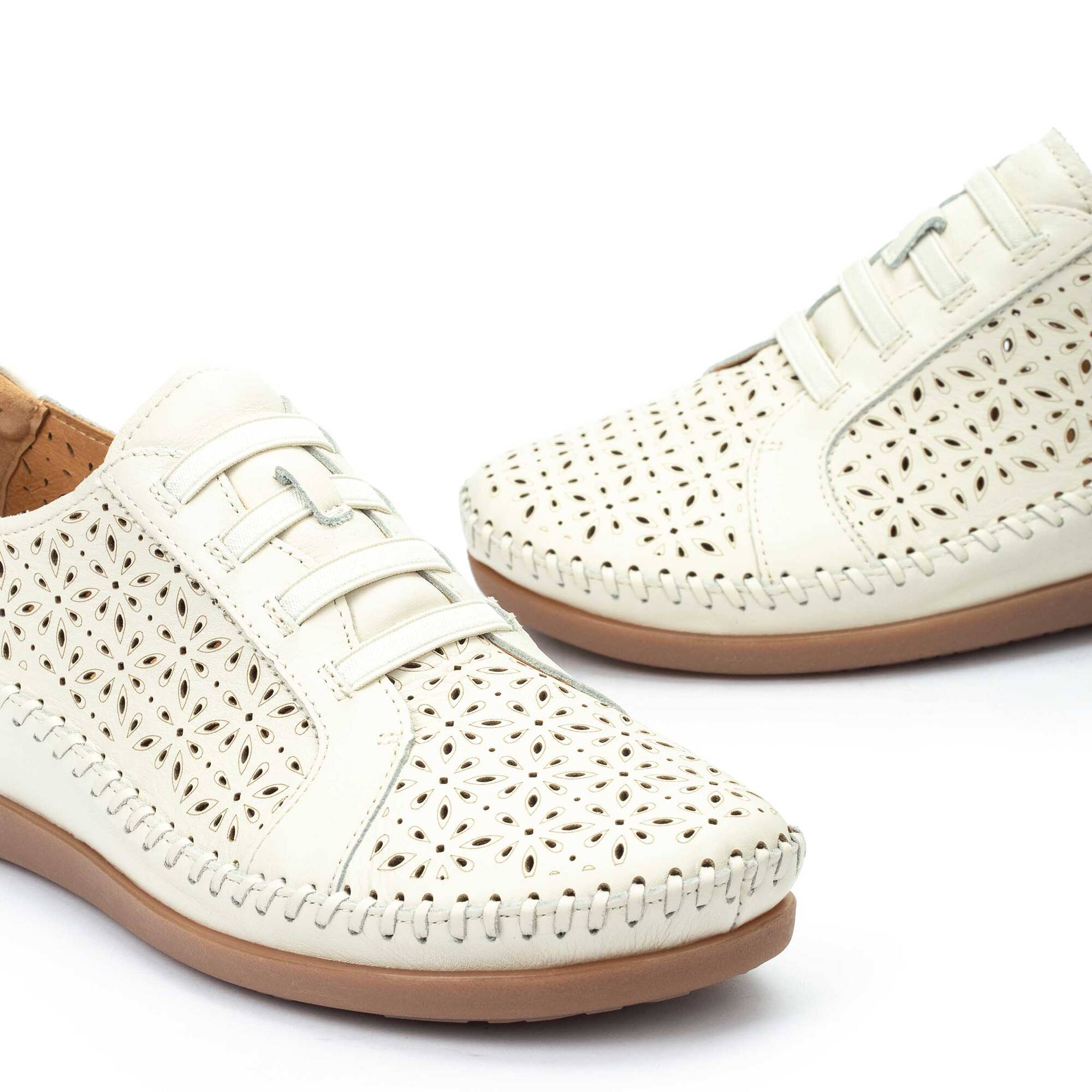 Zapatos planos y Flats | CADAQUES W8K-4890, NATA, large image number 60-W8K-4890_909_Pikolinos_CADAQUES_NATA_full.jpg | null