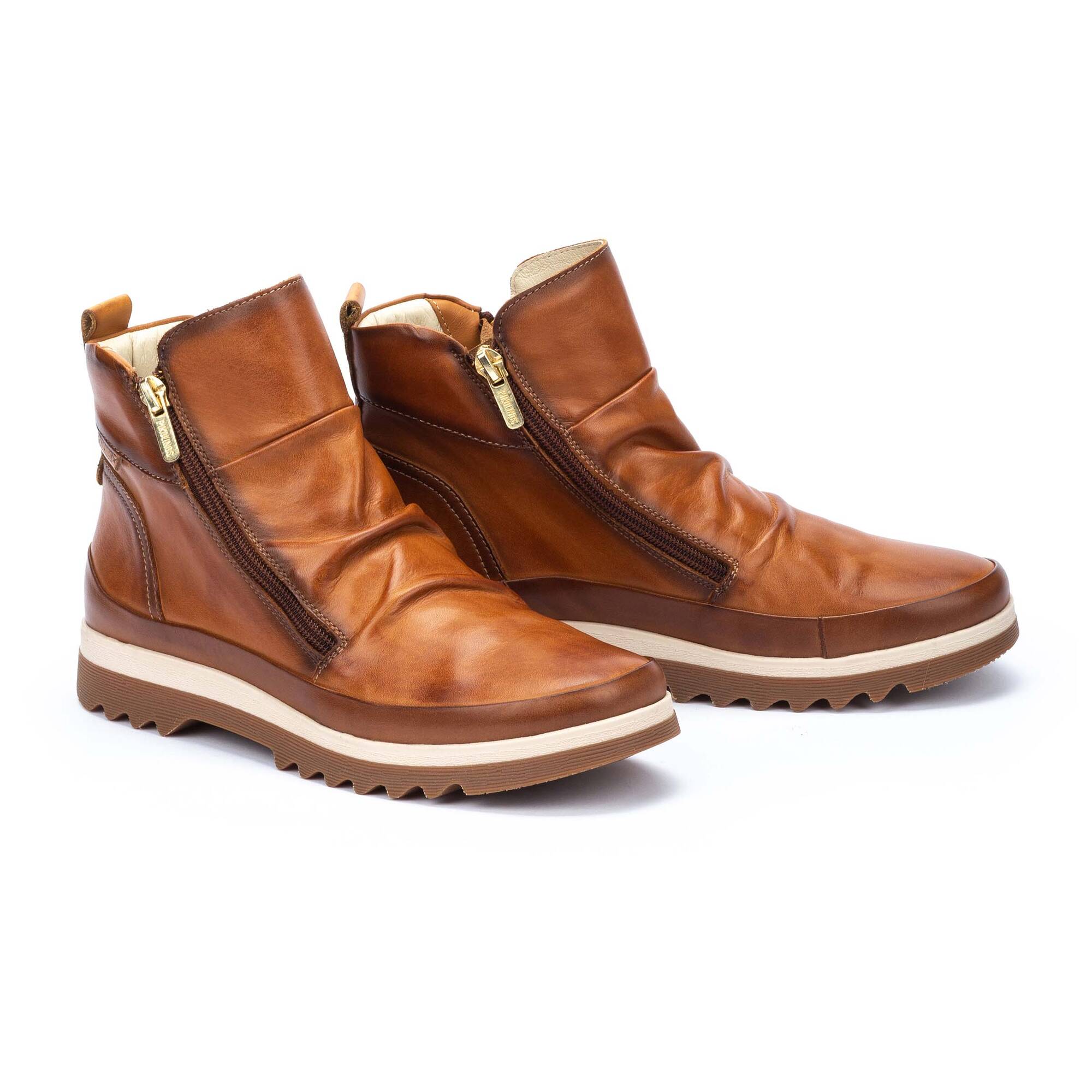 Deportivos y Tenis | VIGO W3W-8888C2, BRANDY, large image number 100-W3W-8888C2_250_Pikolinos_VIGO_BRANDY_full.jpg | null