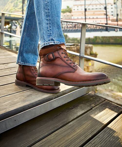 Bot&iacute;n con agujetas y cremallera para hombre , YORK M2M , YORK M2M-8045C1 , CUERO