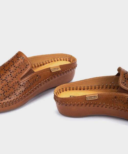 Zuecos | P. VALLARTA 655-4920 | BRANDY | Pikolinos