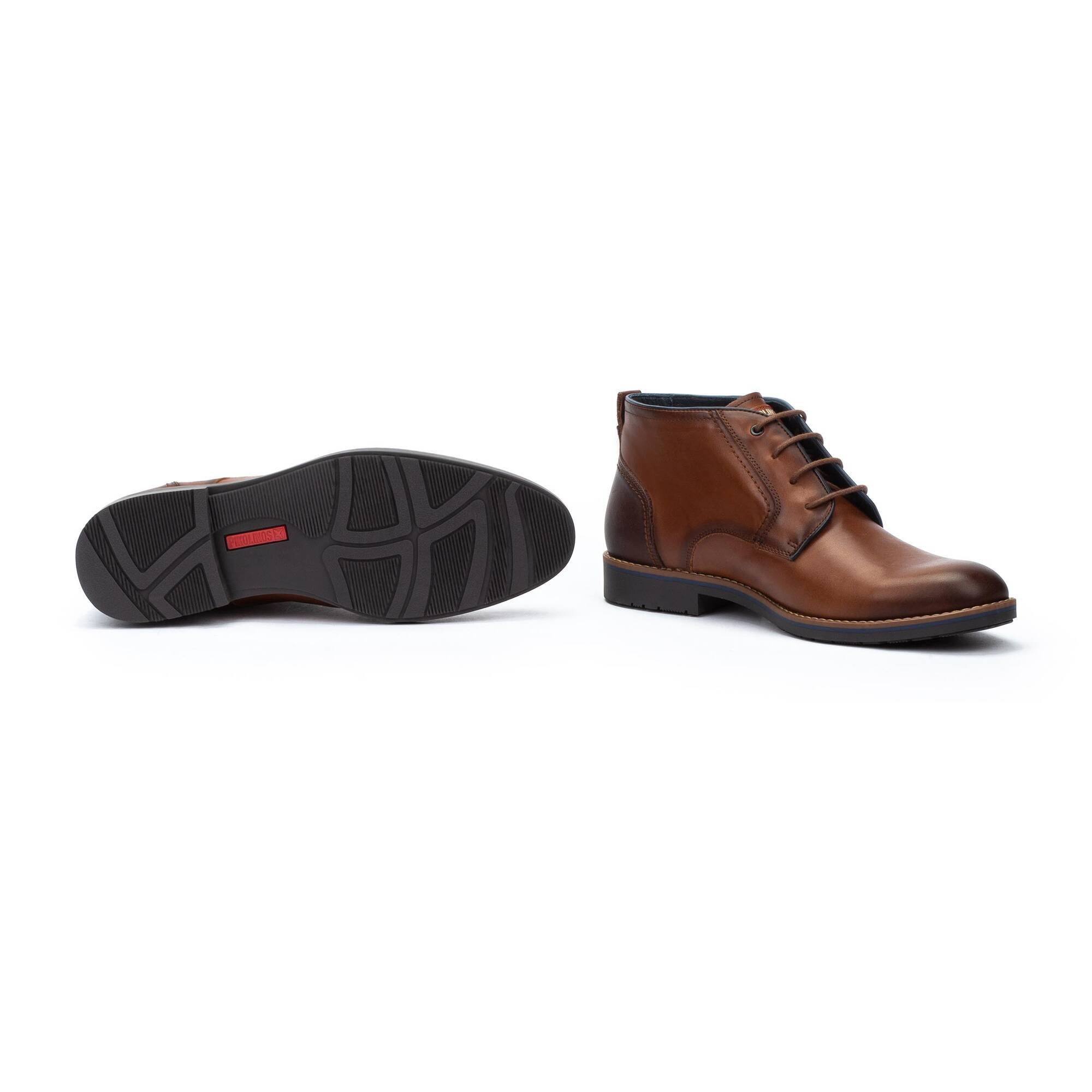 Botas y botines | LEON M4V-8081C1, CUERO, large image number 70-M4V-8081C1_202_Pikolinos_LEON_CUERO_full.jpg | null