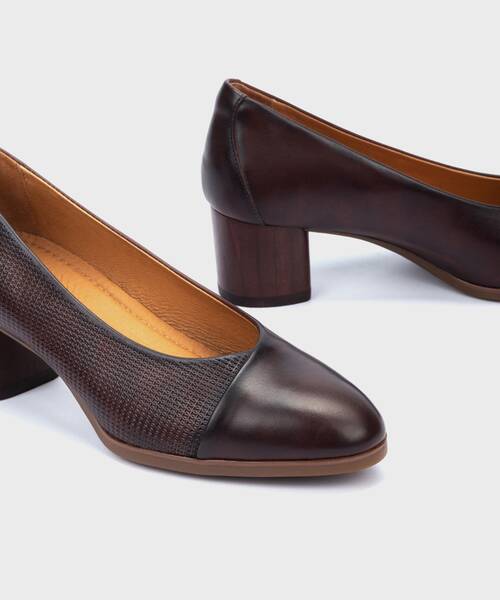 Zapatos tac&oacute;n | CALAFAT W1Z-5897 | CAOBA | Pikolinos