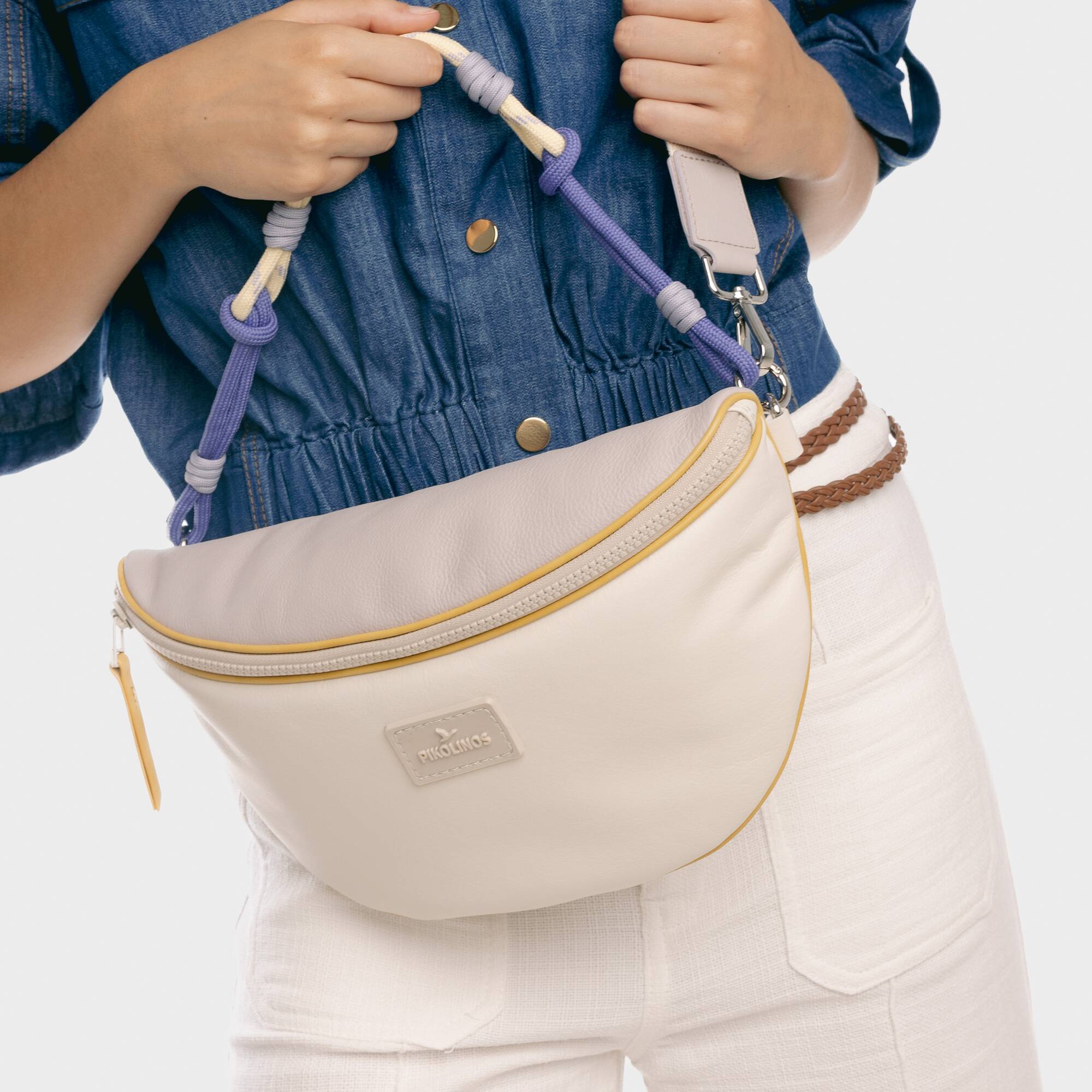 null | CABRERA WHA-1145, NATA-LIRIO, large image number 90-WHA-1145_960_Pikolinos_CABRERA_NATA-LIRIO_full.jpg | null