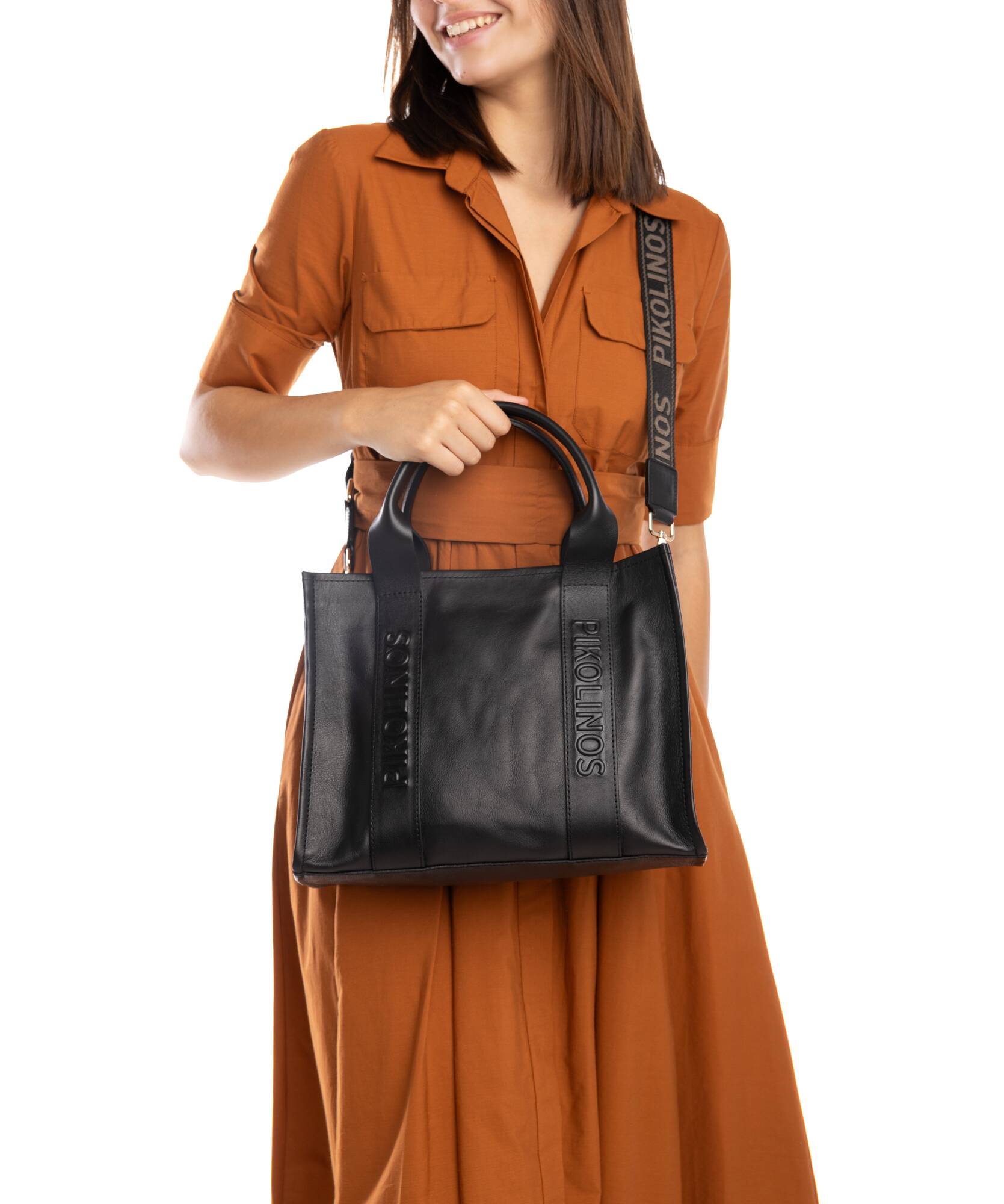 null | ALCUDIA WHA-354C4, BLACK, large image number 90-WHA-354C4_000_Pikolinos_ALCUDIA_BLACK_full.jpg | null