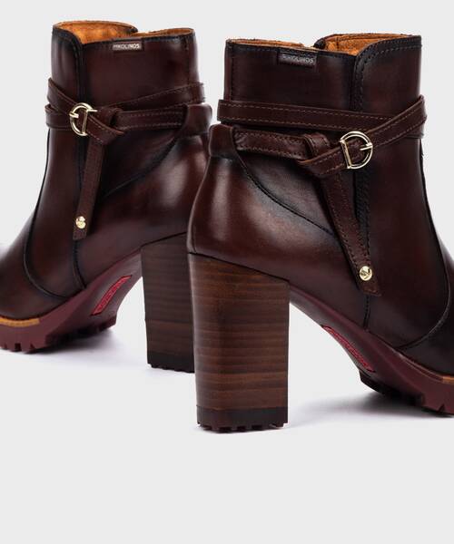 Botines con Tac&oacute;n | CONNELLY W7M-8806 | CAOBA | Pikolinos