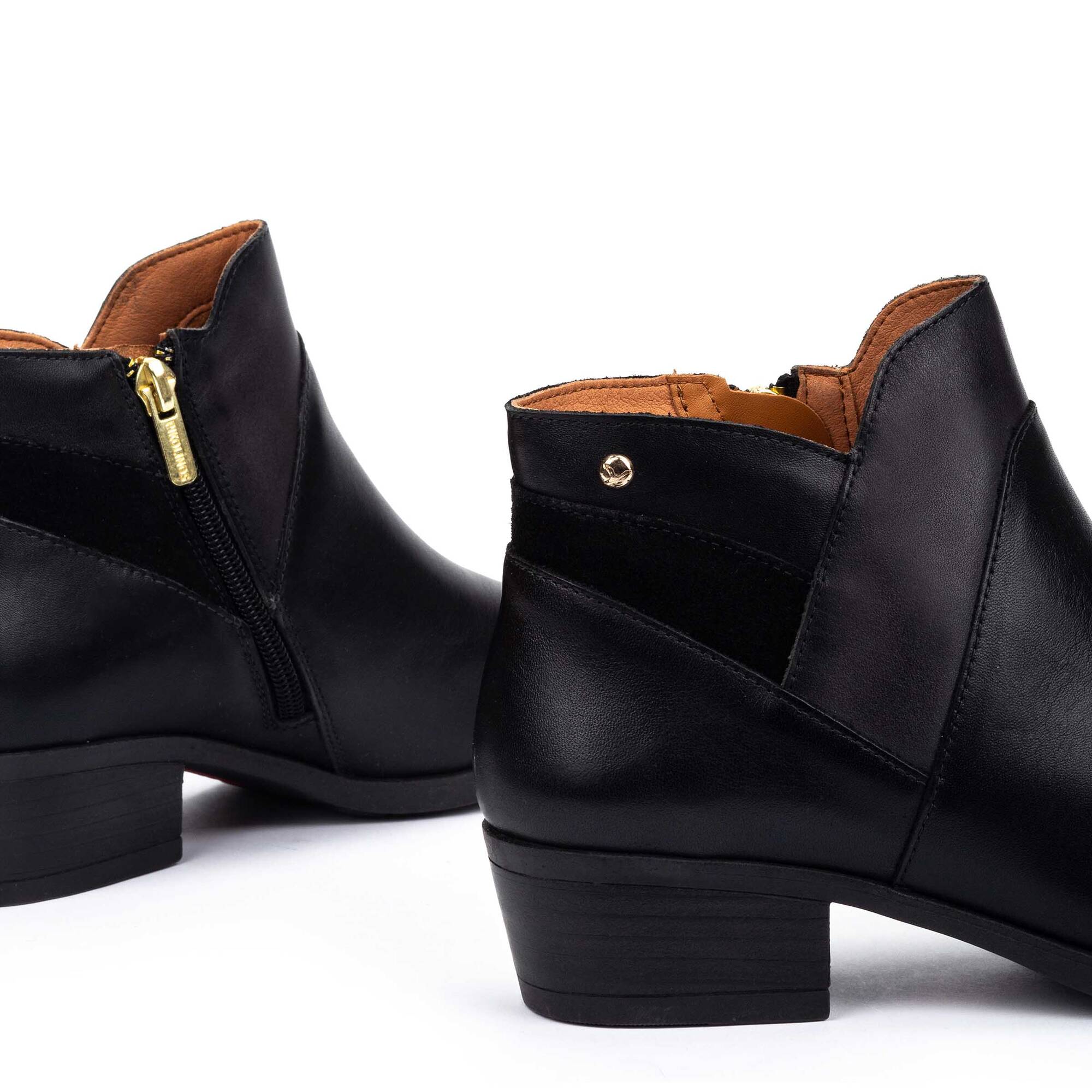 Botines de tac&oacute;n | DAROCA W1U-8732C2, BLACK, large image number 60-W1U-8732C2_000_Pikolinos_DAROCA_BLACK_full.jpg | null