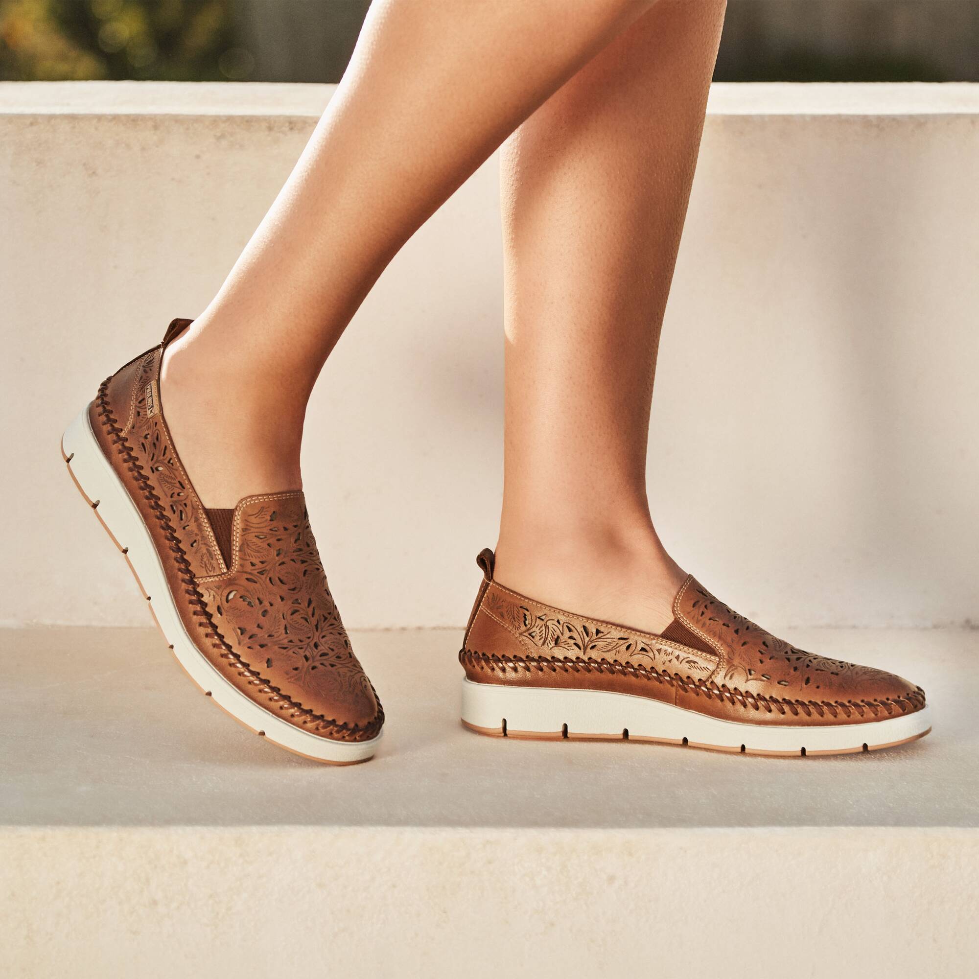 Mocasines | TENERIFE W8D-3896, BRANDY, large image number 90-W8D-3896_250_Pikolinos_TENERIFE_BRANDY_full.jpg | null