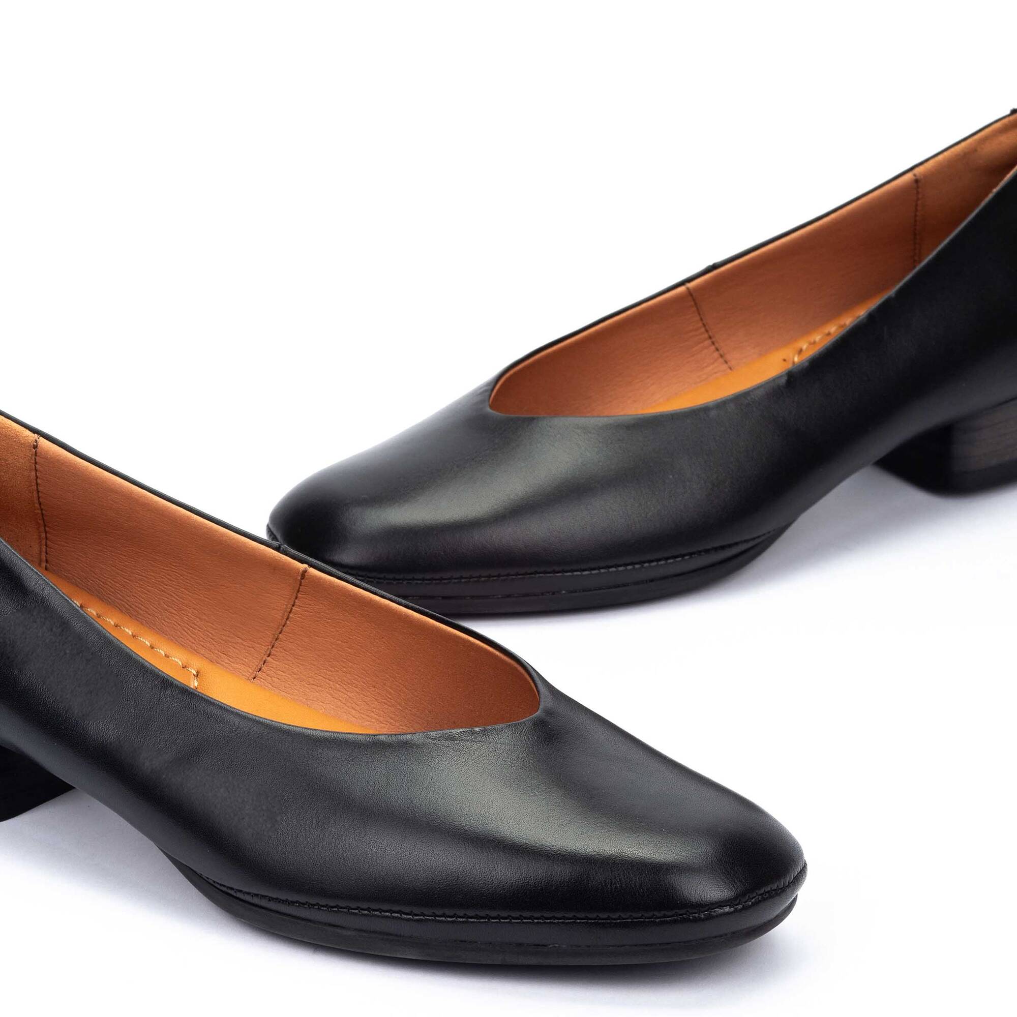 Tacones | UBEDA HAW2N-5627, BLACK, large image number 60-HAW2N-5627_000_Pikolinos_UBEDA_BLACK_full.jpg | null