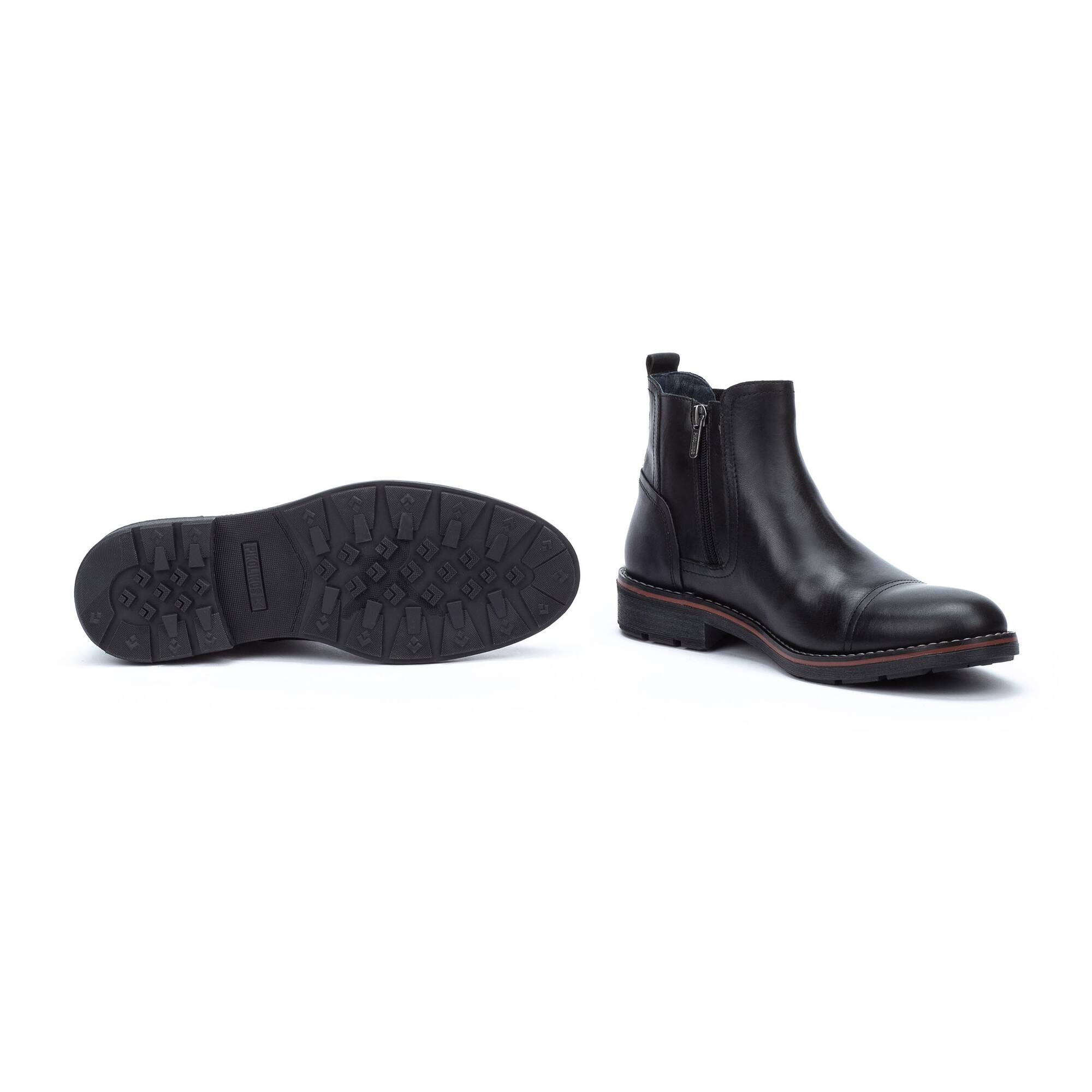 Botas y botines | YORK M2M-8022C1, BLACK, large image number 70-M2M-8022C1_000_Pikolinos_YORK_BLACK_full.jpg | null